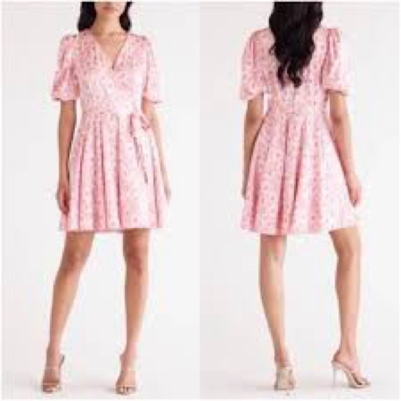 Charles Henry Dresses & Skirts - Charles Henry Pink Floral Wrap Mini Dress